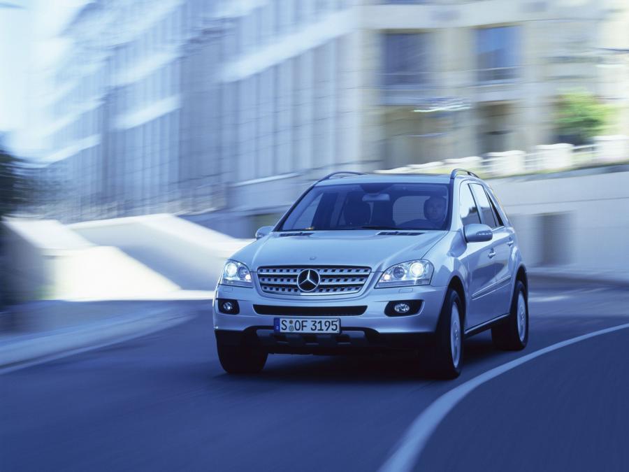  Mercedes-Benz ML-Class 2006 года  (фото 229 из 400)